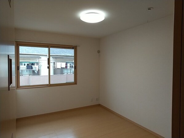 クロスロードA棟の物件内観写真